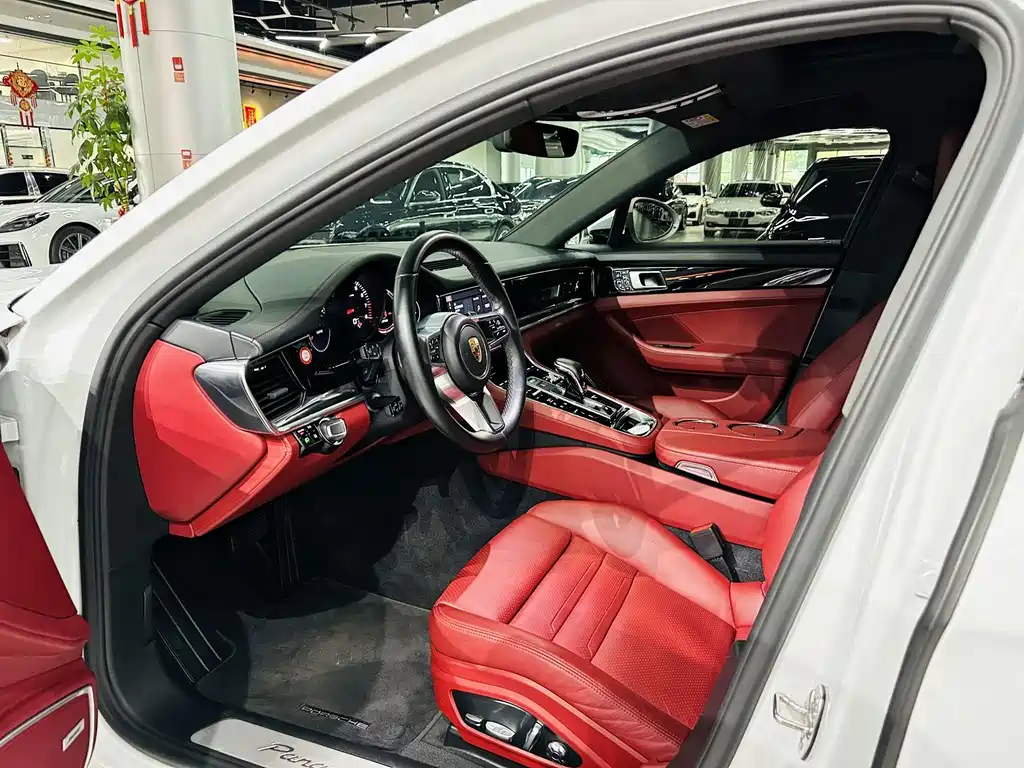 Porsche Panamera — миниатюра 4
