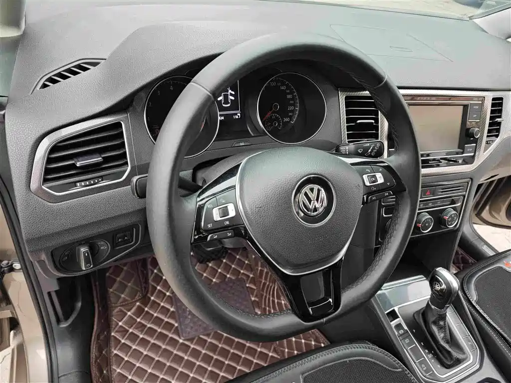 Volkswagen Golf Sportsvan — миниатюра 13