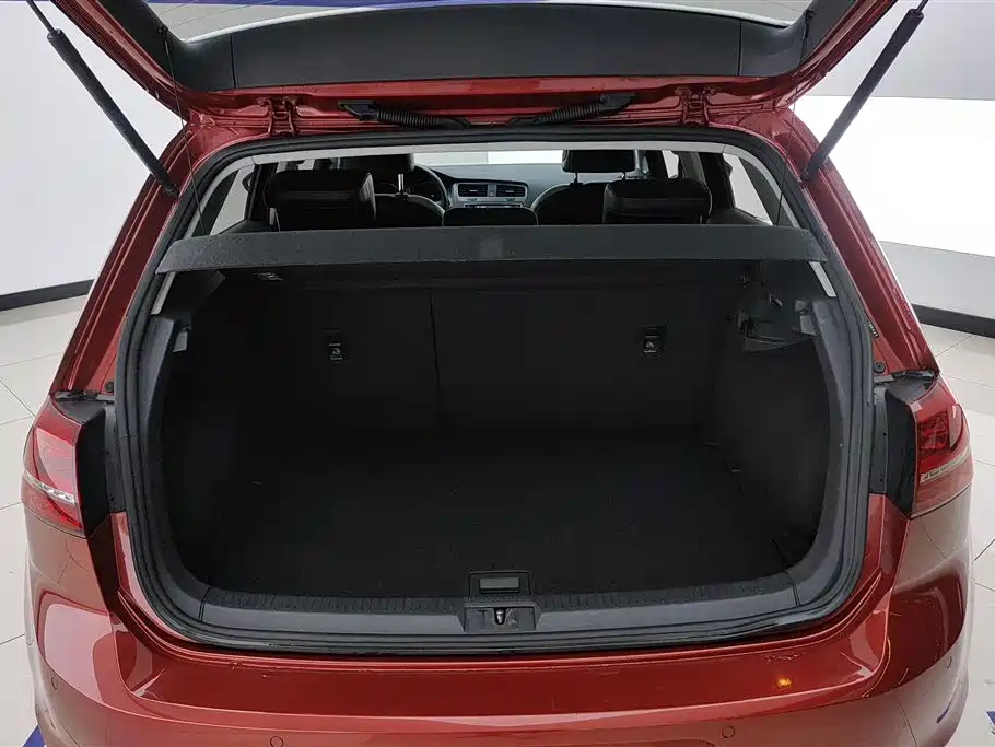 Volkswagen Golf 2014 1.4TSI AT Luxury
