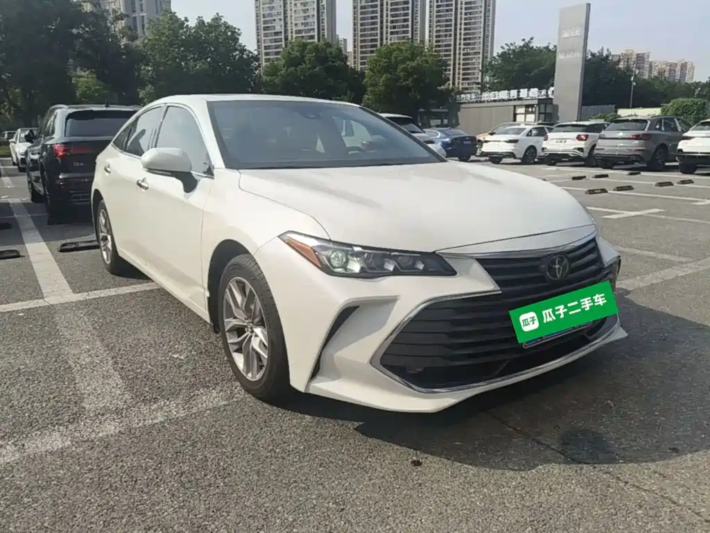 Toyota Avalon — миниатюра 4