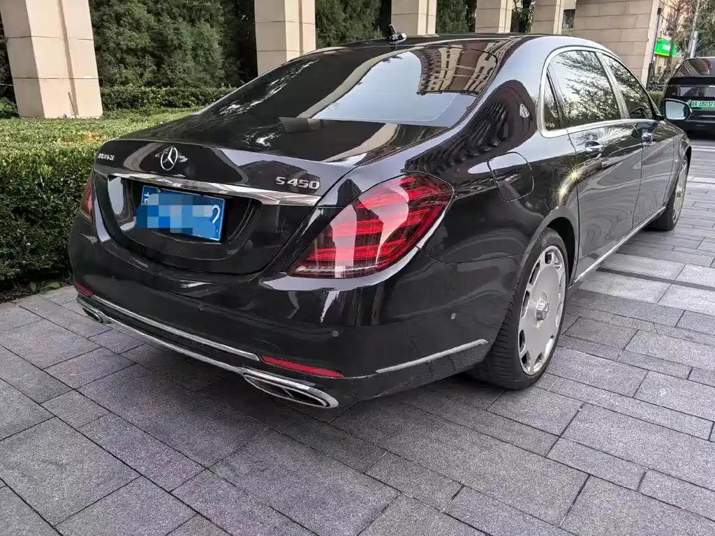 Mercedes-Benz S-Class — миниатюра 9