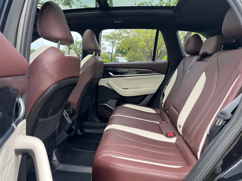 Geely Monjaro L 2021 2.0TD DCT EVO Luxury