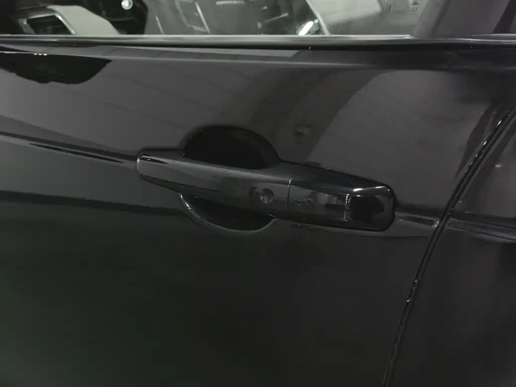 Land Rover Discovery — миниатюра 18