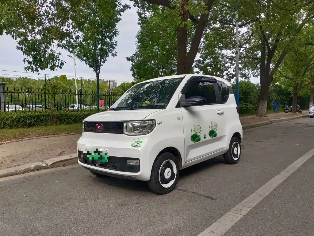 Wuling MINIEV