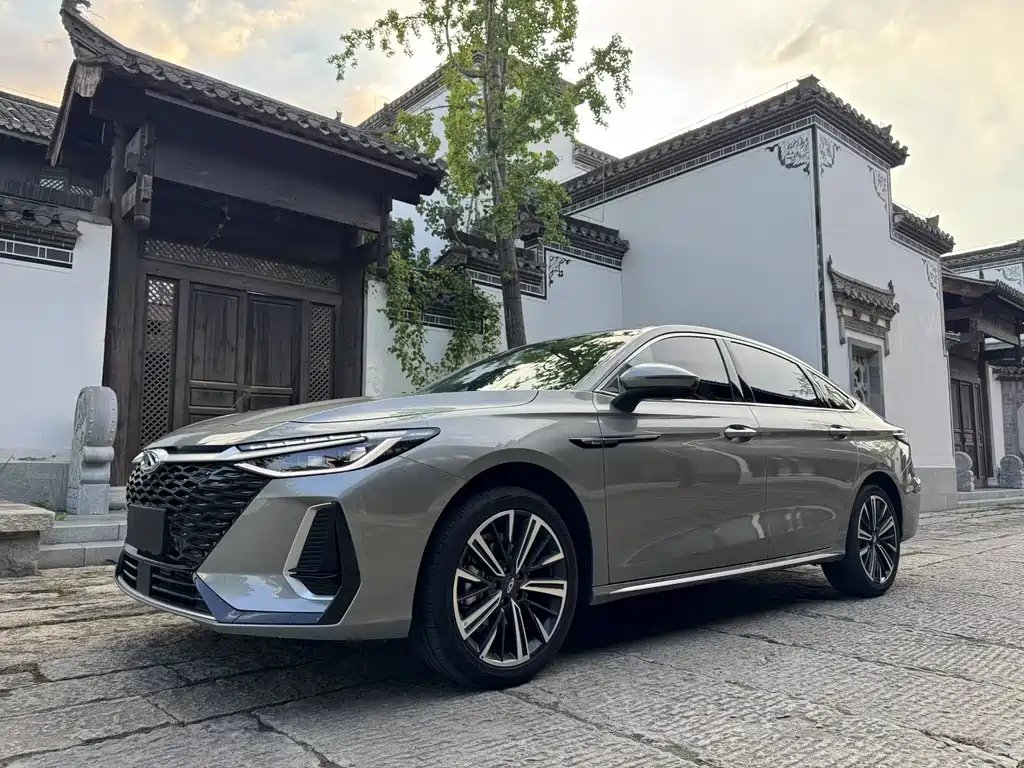 Купить Chery Arrizo 8