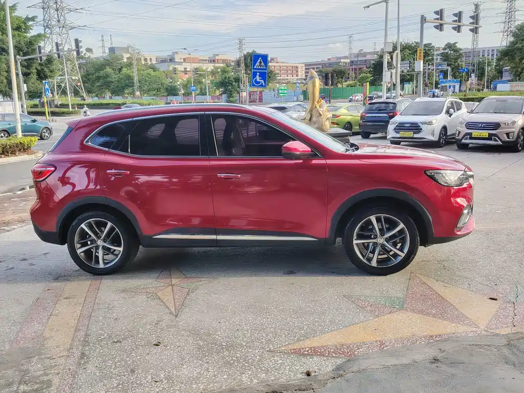 MG HS — миниатюра 4