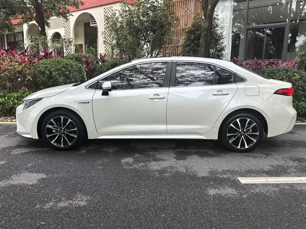 TOYOTA LEI LING