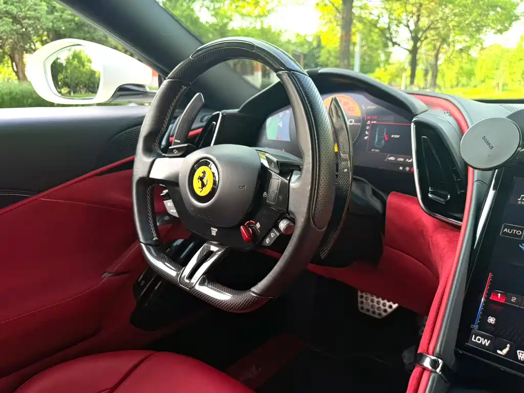 Ferrari Roma — миниатюра 10