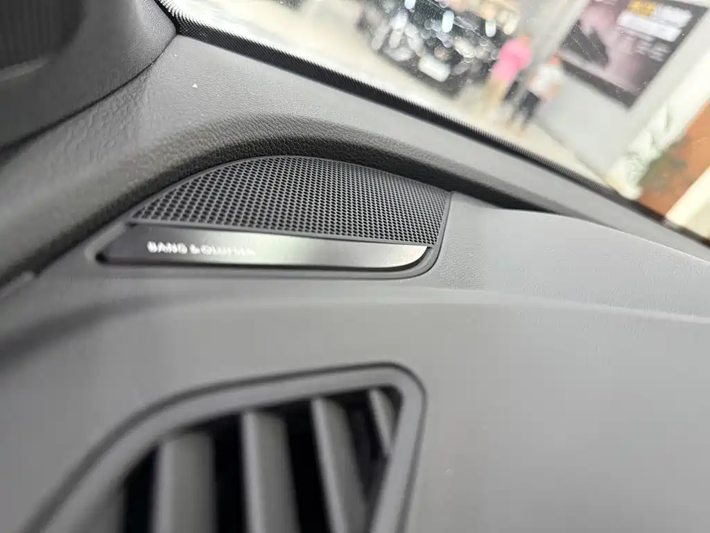 Audi Q5L Sportback — миниатюра 17