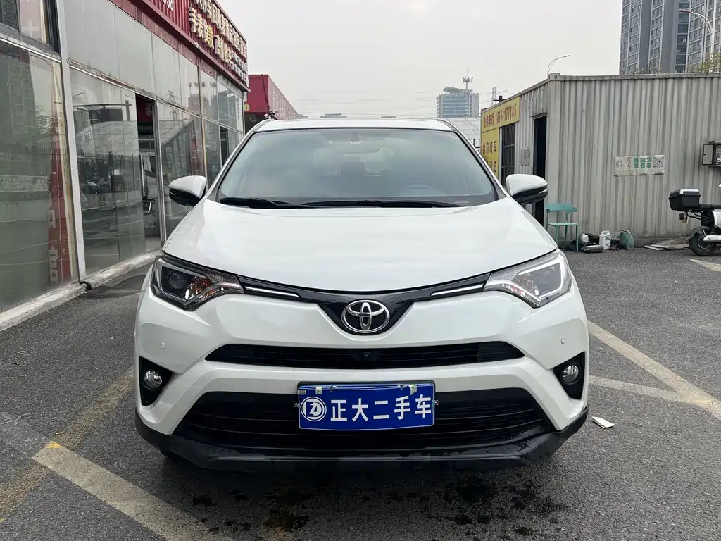 TOYOTA RAV4 RONGFANG