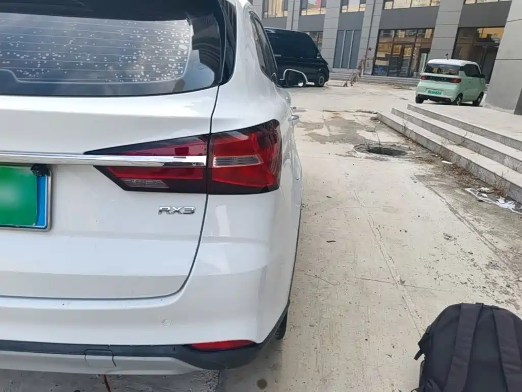 Roewe RX3 — миниатюра 8