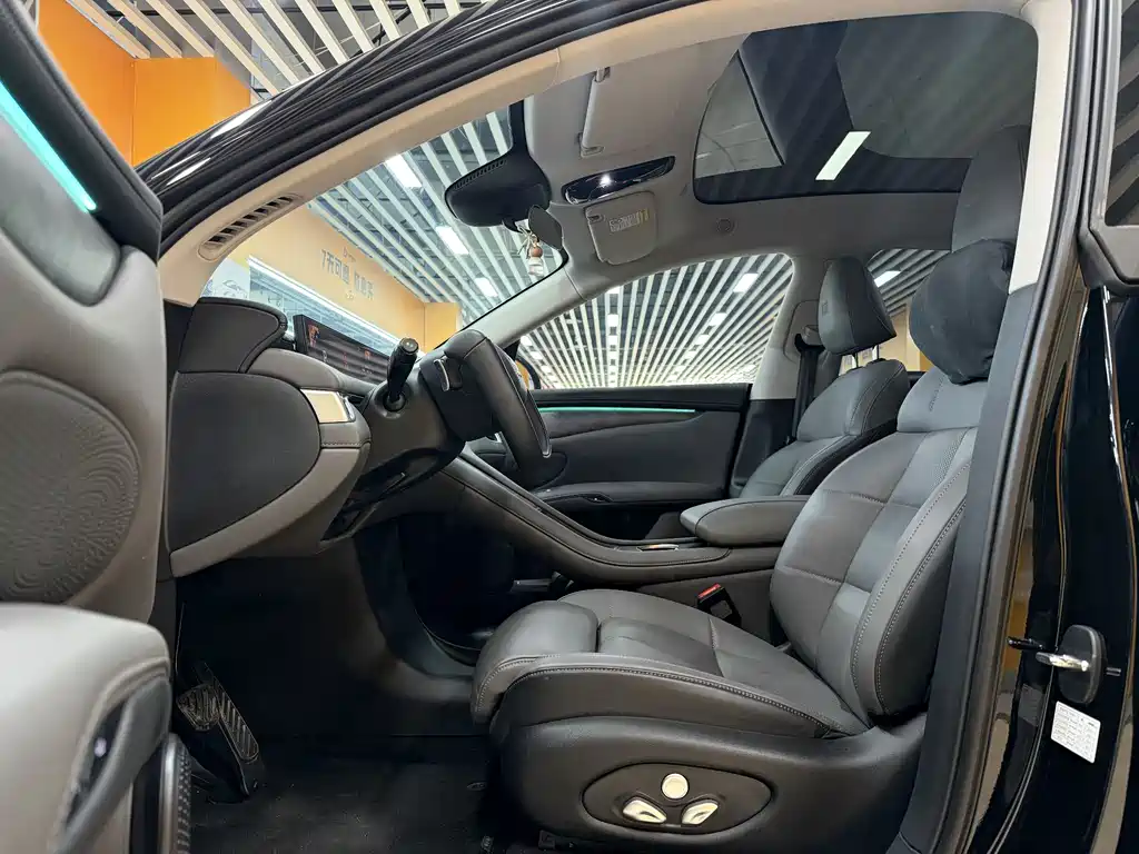 ZHIJI AUTOMOBILE ZHIJI LS6