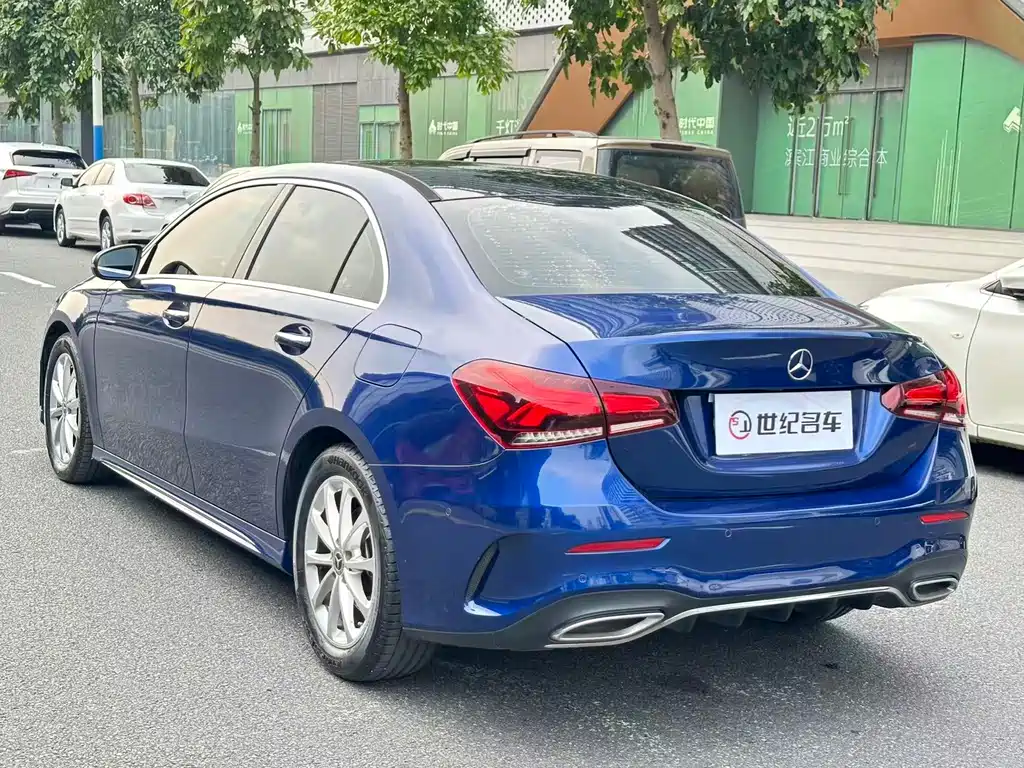 Mercedes-Benz A-Class — миниатюра 17