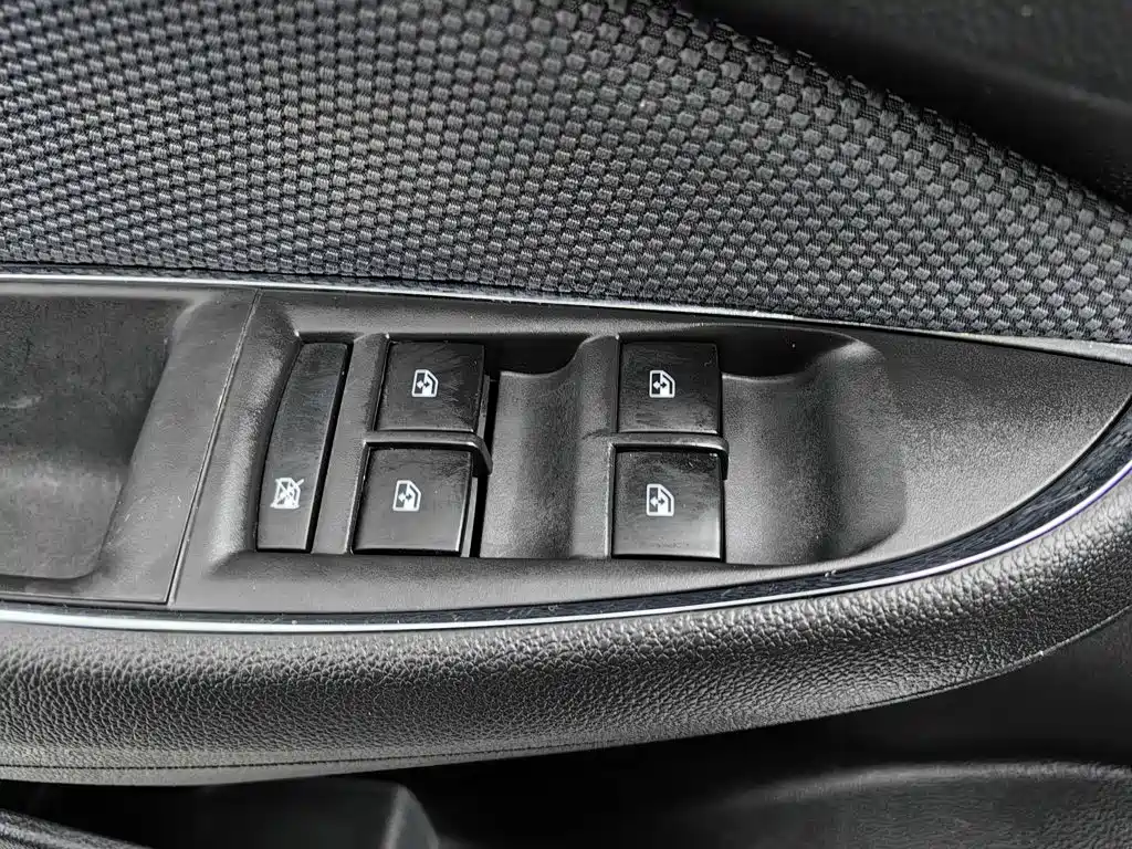 Chevrolet Cruze — миниатюра 9
