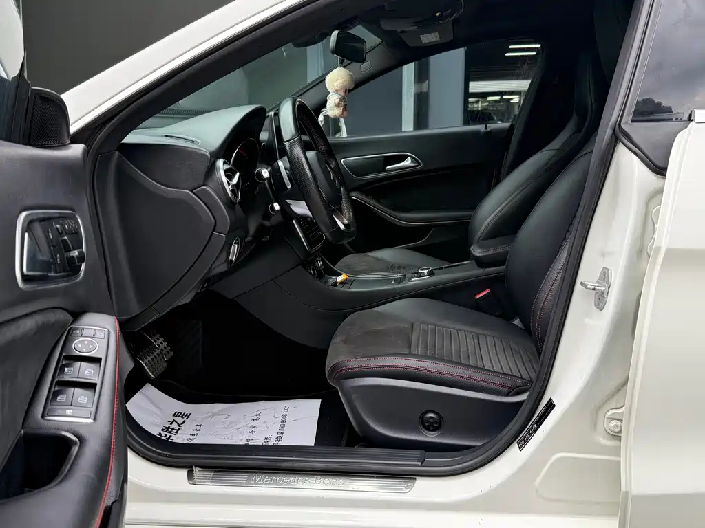 Mercedes-Benz CLA 2015 CLA 220 4MATIC