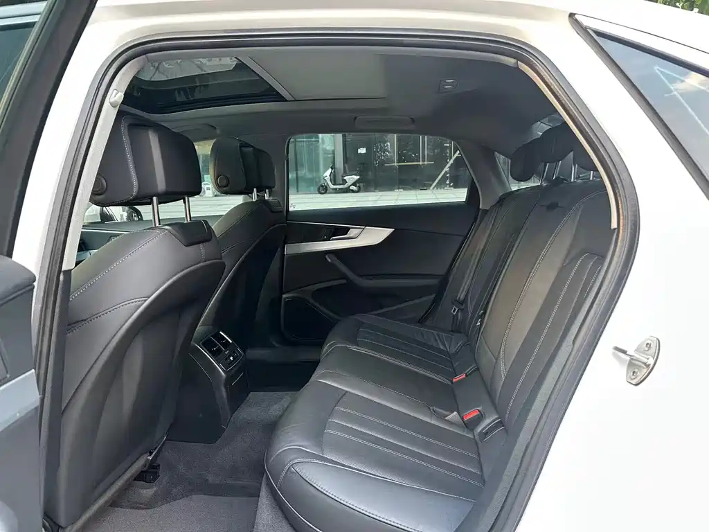 Audi A4L — миниатюра 6