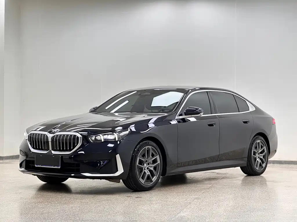 BMW 5 Series 5 2024 530Li Lead Luxury