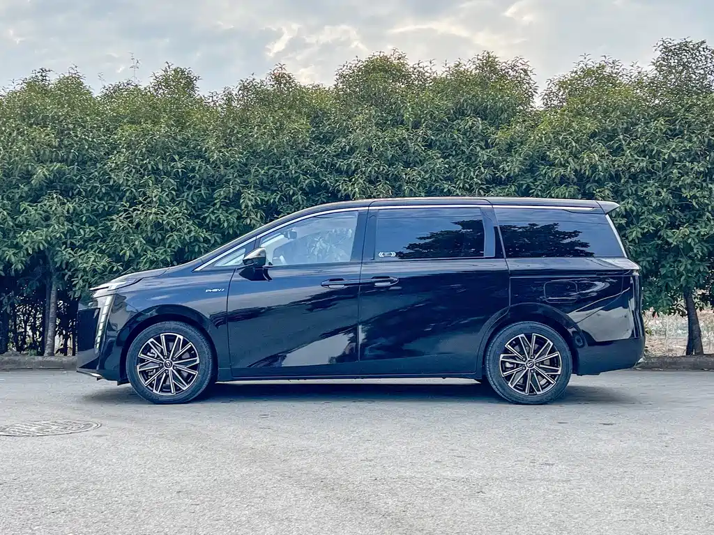 GAC TRUMPCHI E8 NEW ENERGY