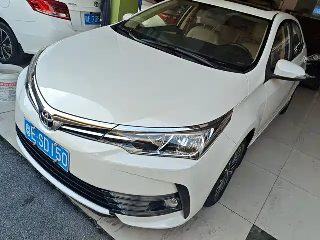 TOYOTA COROLLA 2017