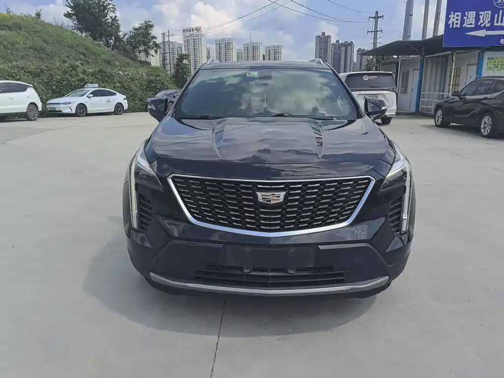Cadillac XT4 28T 2WD Leading Type, фото 2