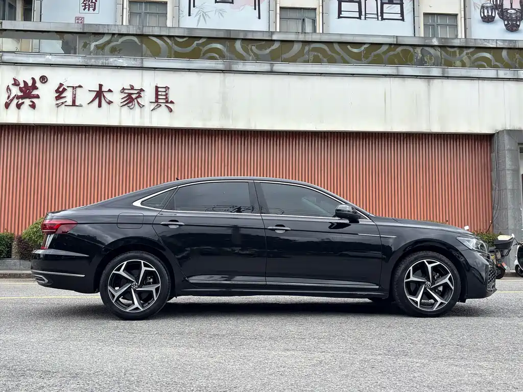 Volkswagen Passat — миниатюра 4