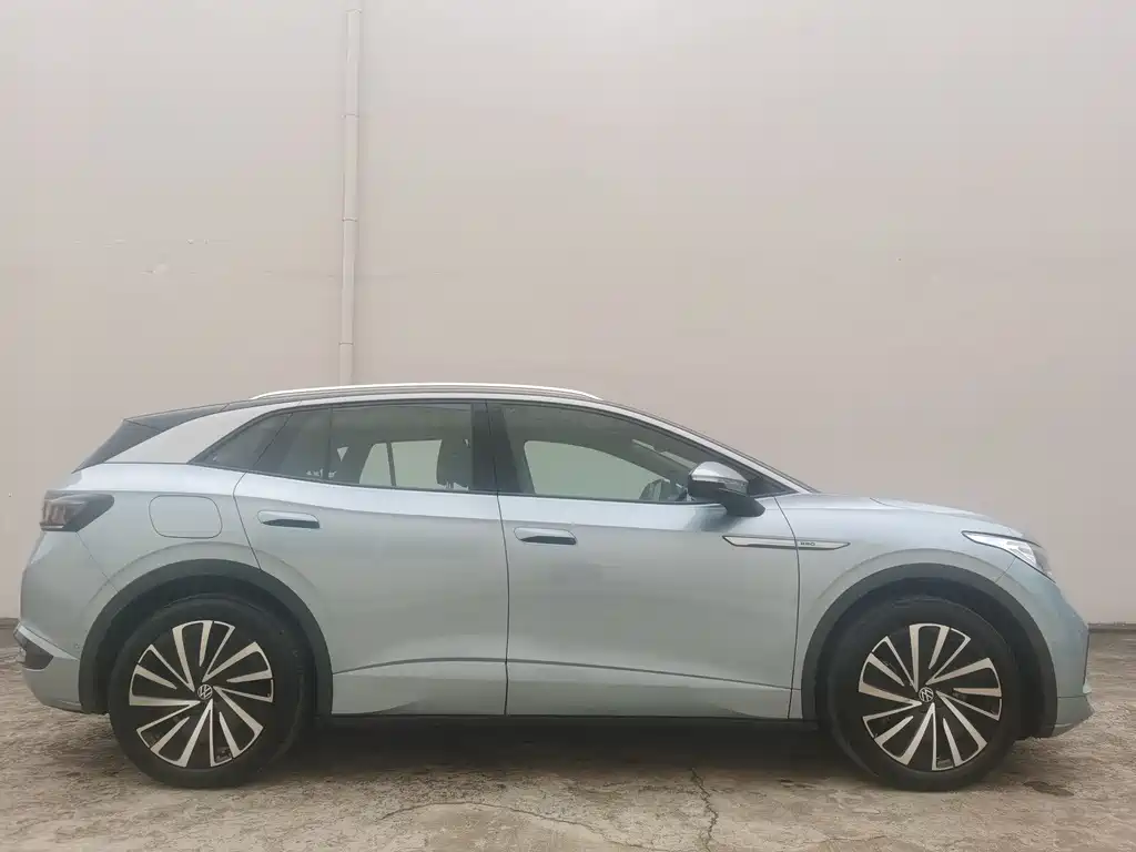 VOLKSWAGEN ID.4 X