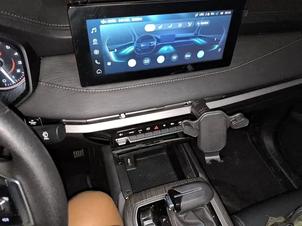 Wuling Jiachen — миниатюра 9