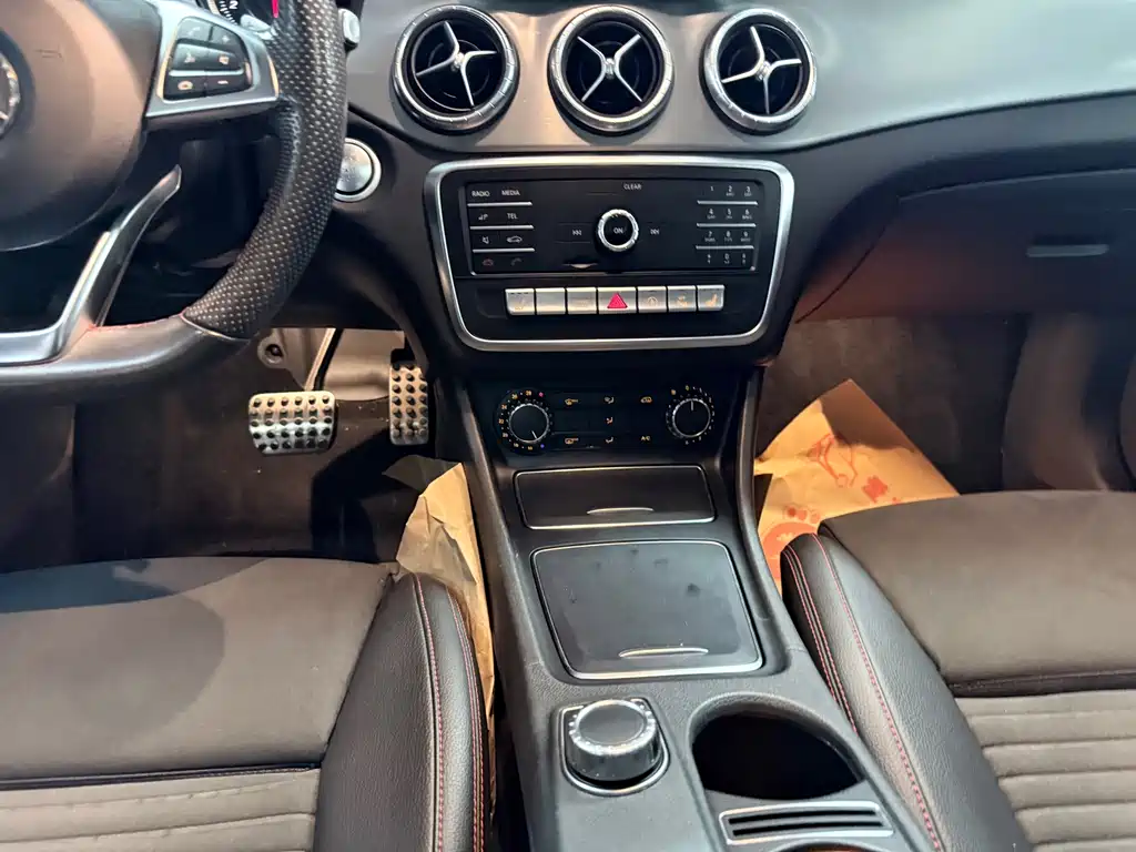Mercedes-Benz CLA (Import) — миниатюра 16