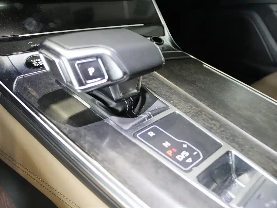 Audi A6L 2022 55 TFSI quattro Premium
