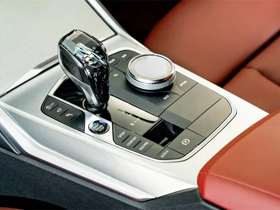 BMW i4 — миниатюра 12