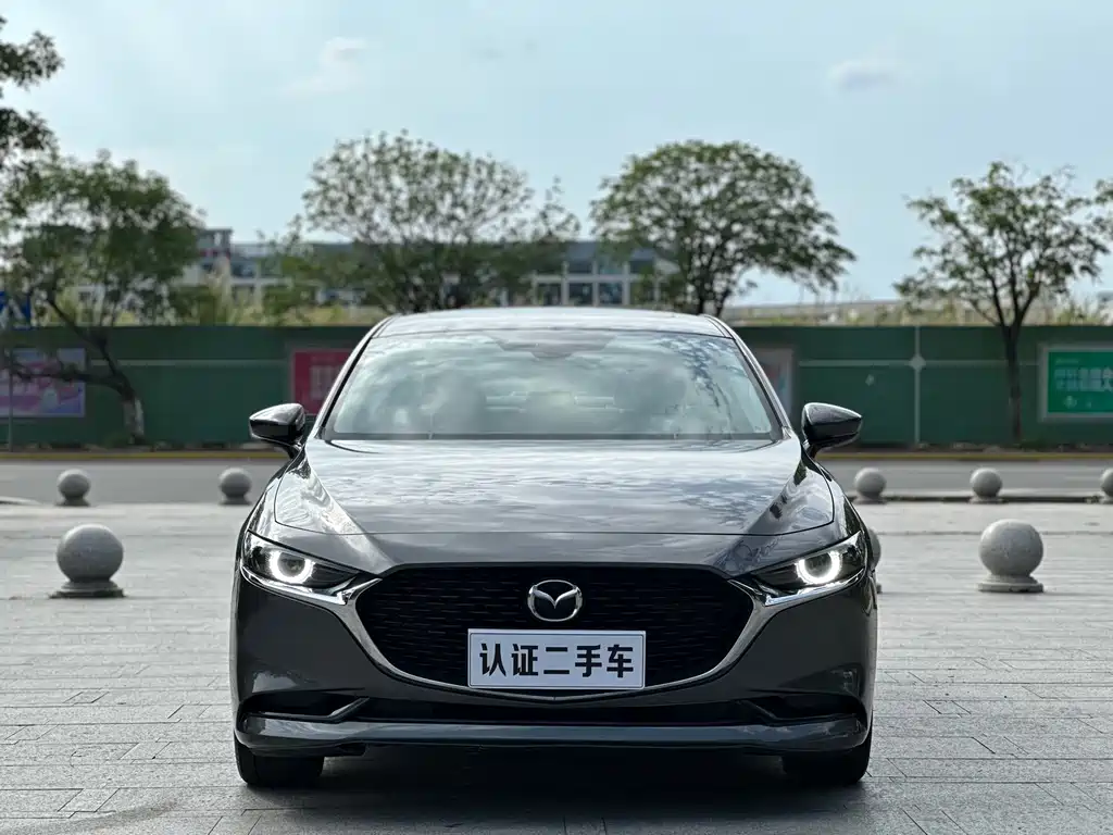 Mazda 3 Axela 2021
