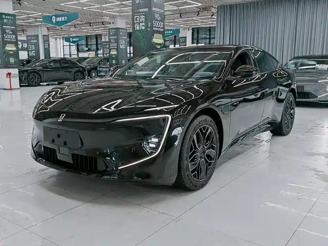 2026 Avatr 12