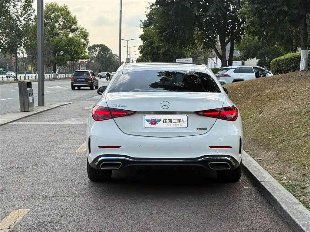 MERCEDES-BENZ C CLASS