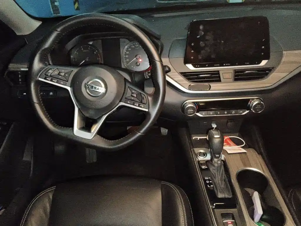 Nissan Teana — миниатюра 10
