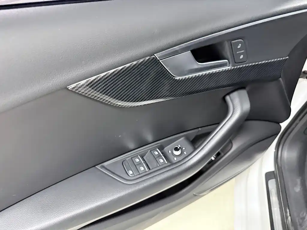 Audi A4L — миниатюра 9