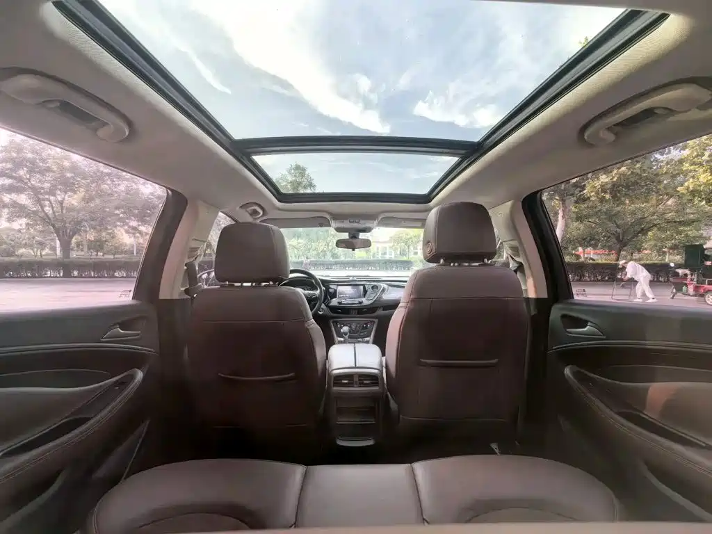Buick Envision Plus — миниатюра 9