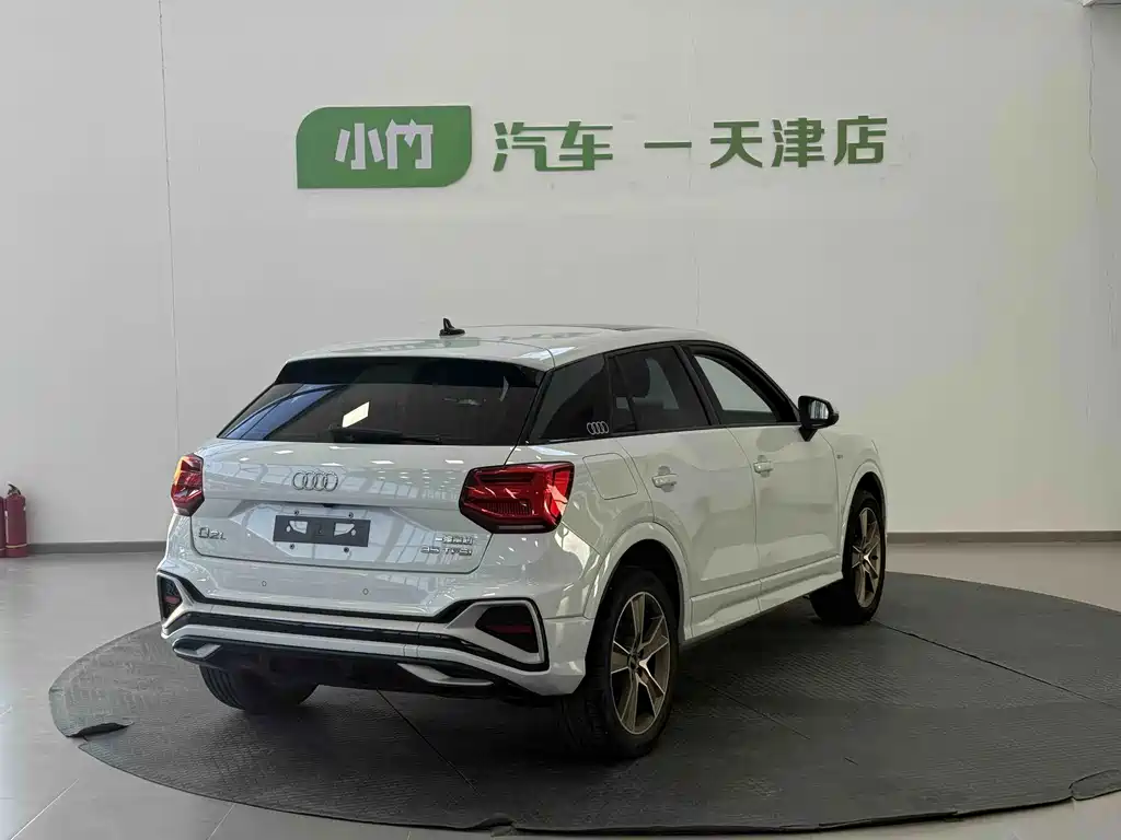 Audi Q2L — миниатюра 5