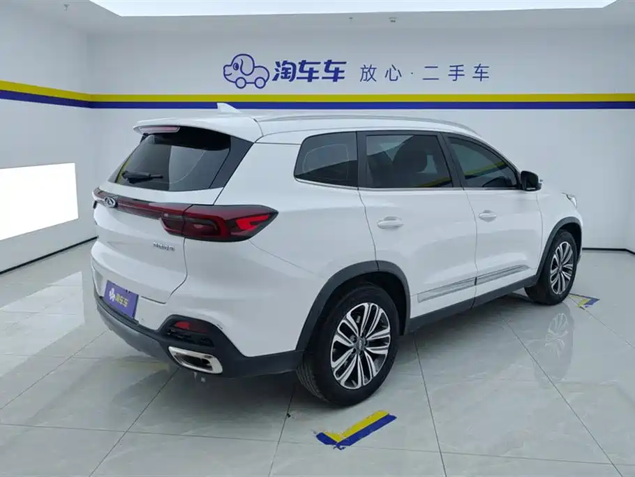 CHERY TIGGO 8