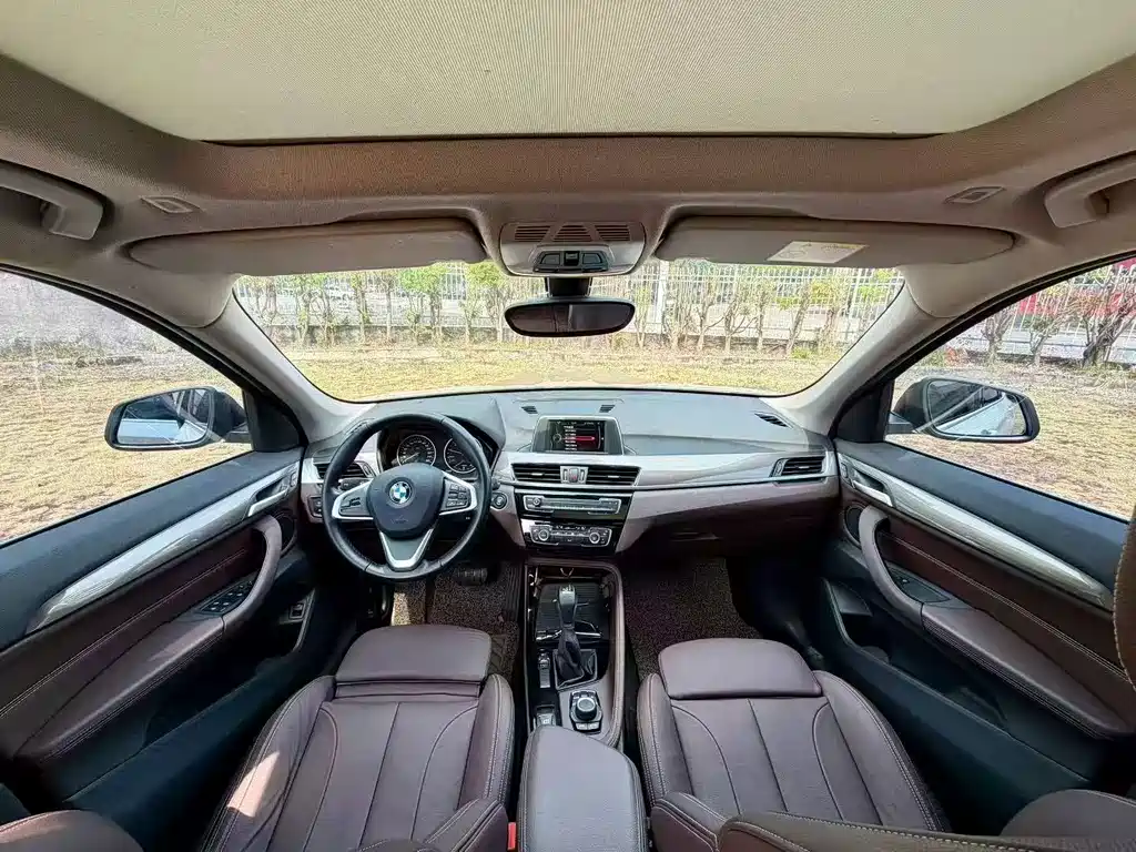 BMW X1 — миниатюра 6