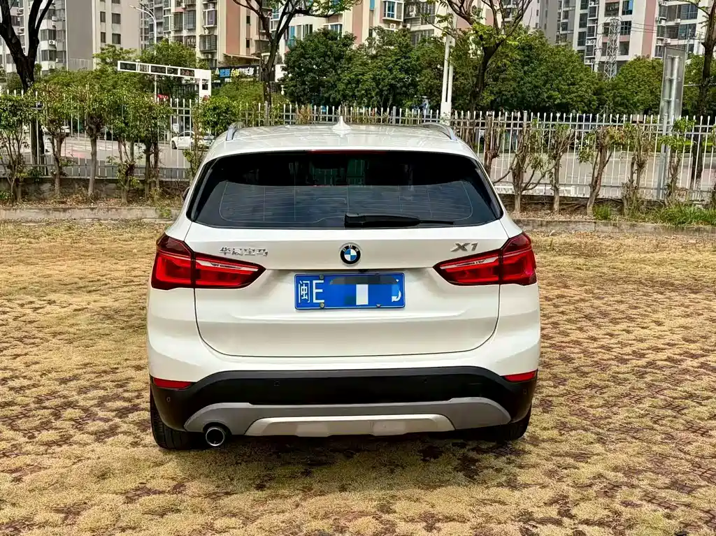 BMW X1 — миниатюра 8