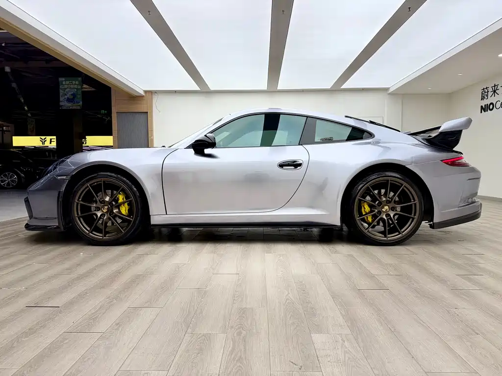 Porsche 911 2015 Carrera 3.4L Style Edition