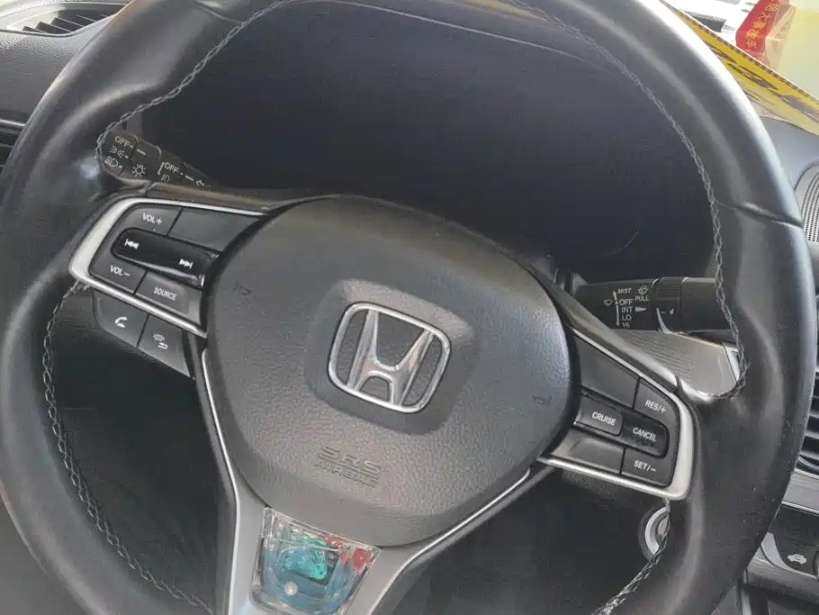 Honda Accord — миниатюра 15