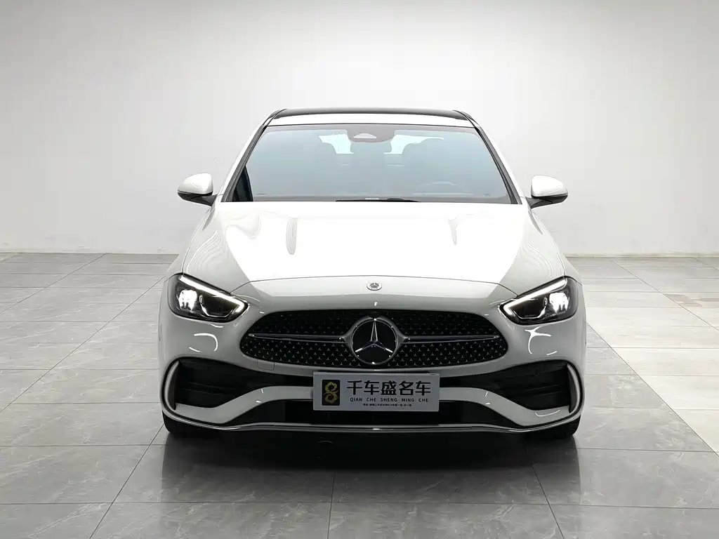 Mercedes-Benz C-Class — миниатюра 2