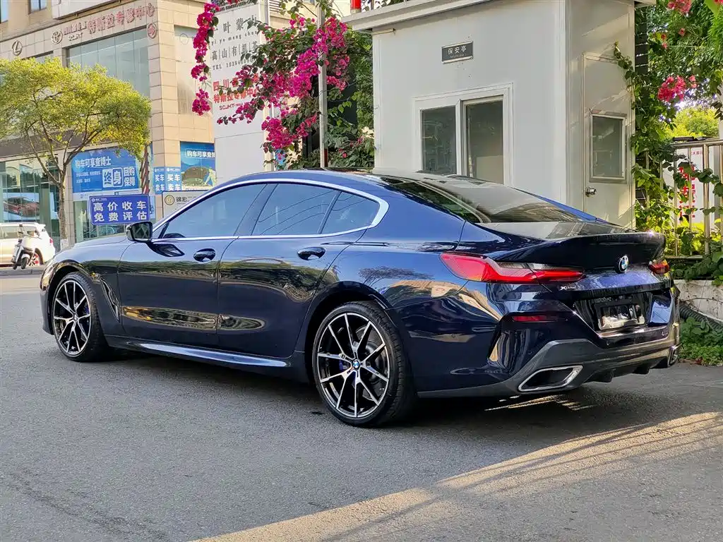 BMW 8 Series 8 2022 840i xDrive M Sport