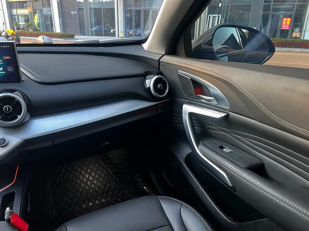 WEI PAI WEI BRAND VV7