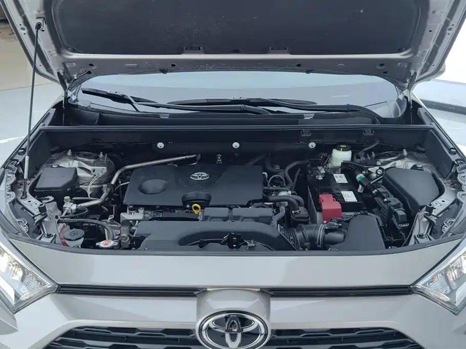 Toyota RAV4 2022 2.0L CVT Plus