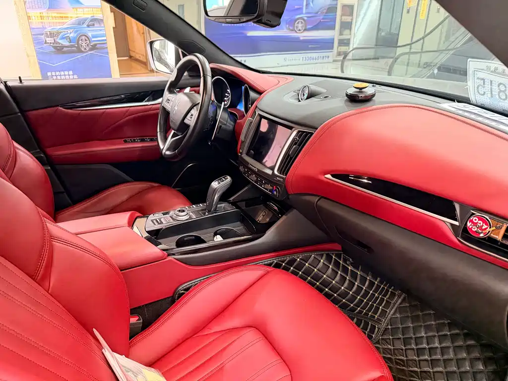 Maserati Levante — миниатюра 6