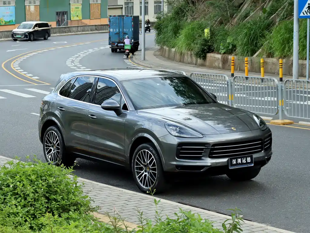 Porsche Cayenne 2019 Cayenne 3.0T