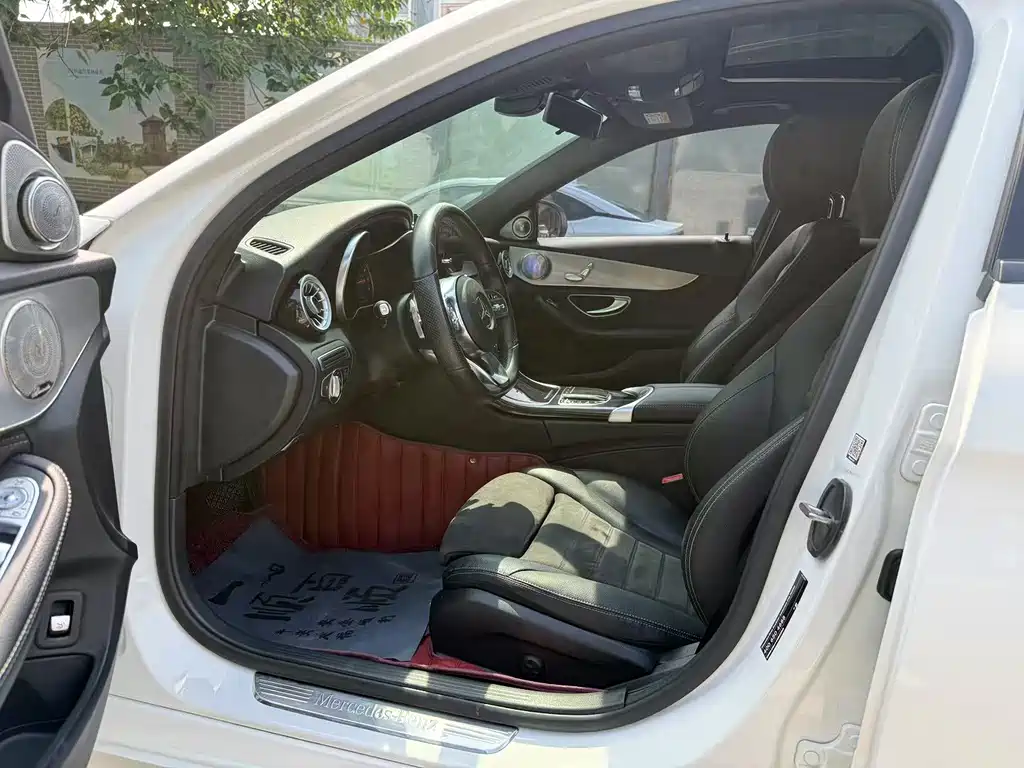 Mercedes-Benz C-Class — миниатюра 7