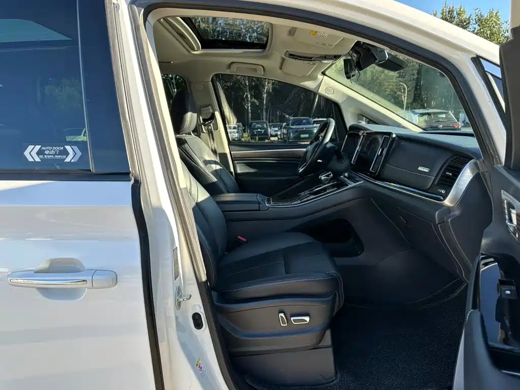 GAC Motor Trumpchi M8 — миниатюра 15